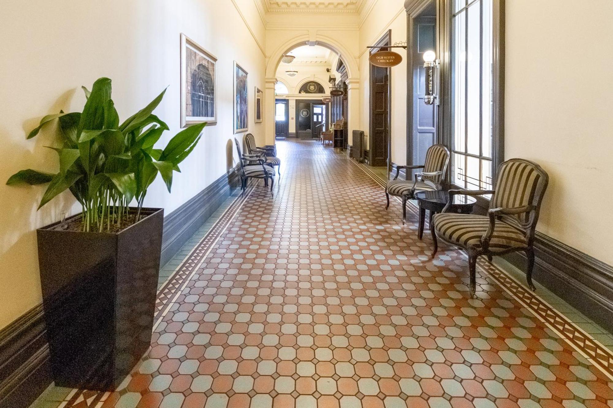 Beauty In The Cbd - 1Bed Free Parking Pool Appartement Christchurch Buitenkant foto
