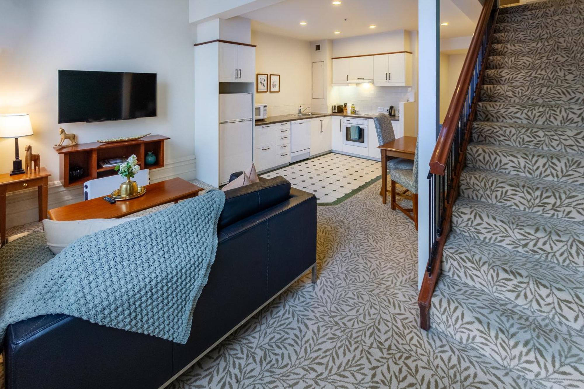 Beauty In The Cbd - 1Bed Free Parking Pool Appartement Christchurch Buitenkant foto