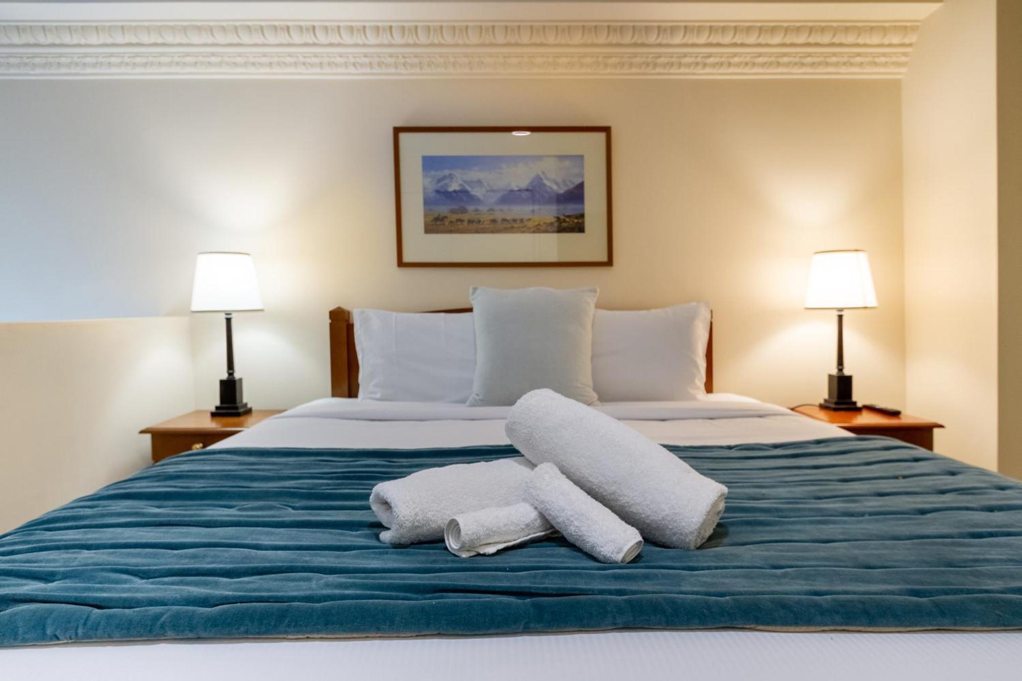 Beauty In The Cbd - 1Bed Free Parking Pool Appartement Christchurch Buitenkant foto