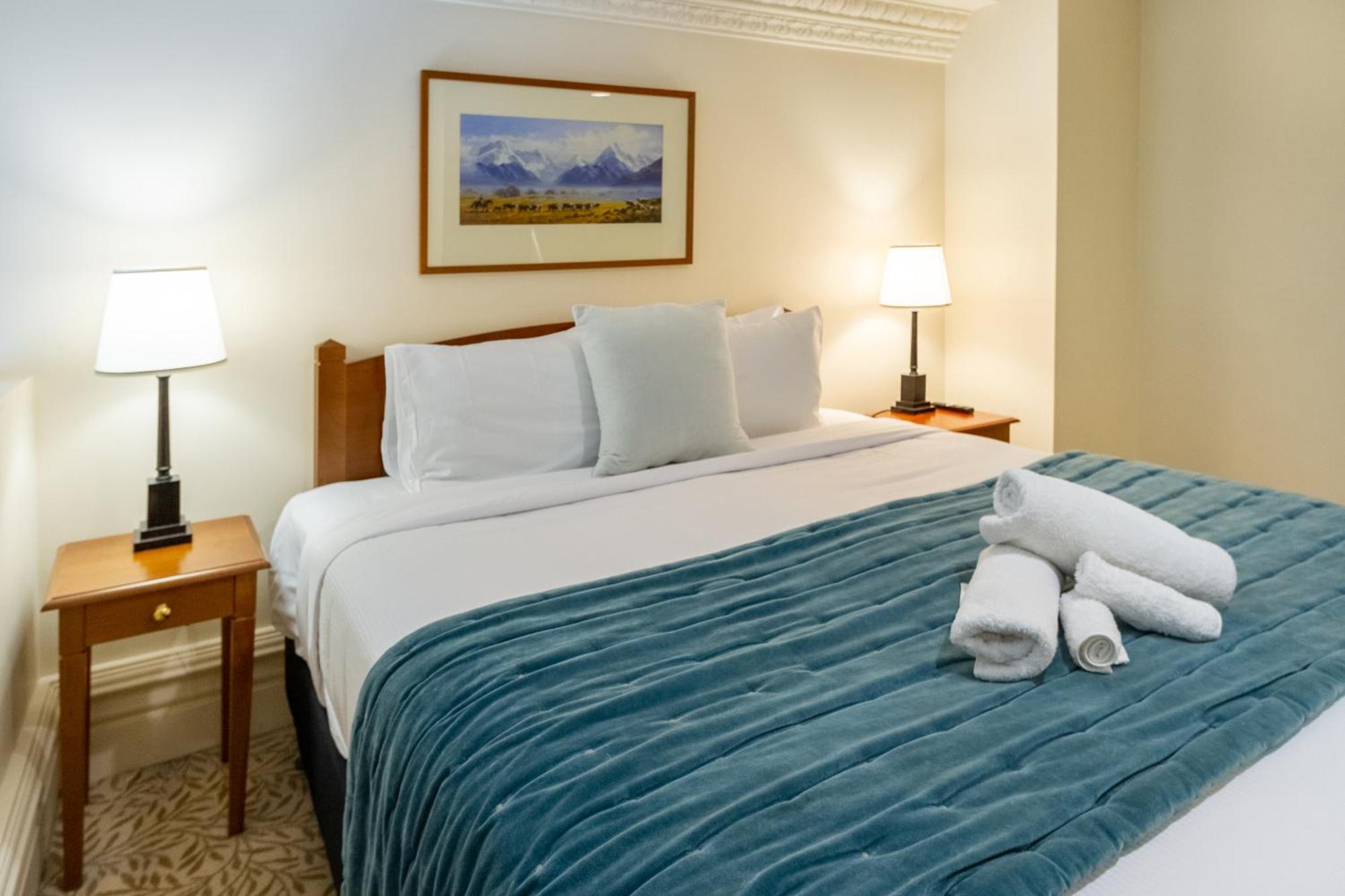 Beauty In The Cbd - 1Bed Free Parking Pool Appartement Christchurch Buitenkant foto