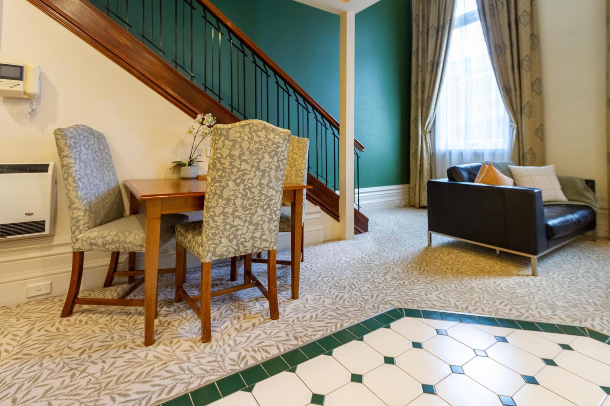 Beauty In The Cbd - 1Bed Free Parking Pool Appartement Christchurch Buitenkant foto